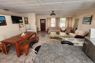4 Bedroom Property for Sale in Paradise Beach Eastern Cape